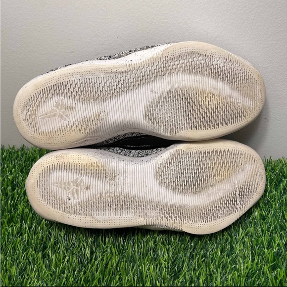 Nike Kobe 11 XI Elite Low Oreo - Picture 6 of 10